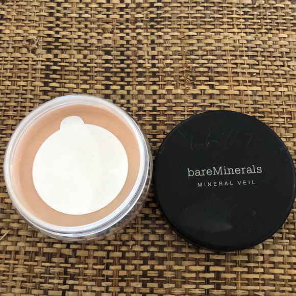 Bare minerals